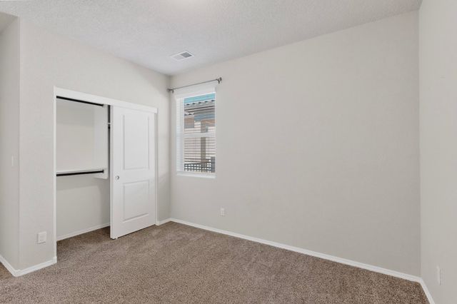 1436 Terrazas Court, Los Lunas, NM 87031