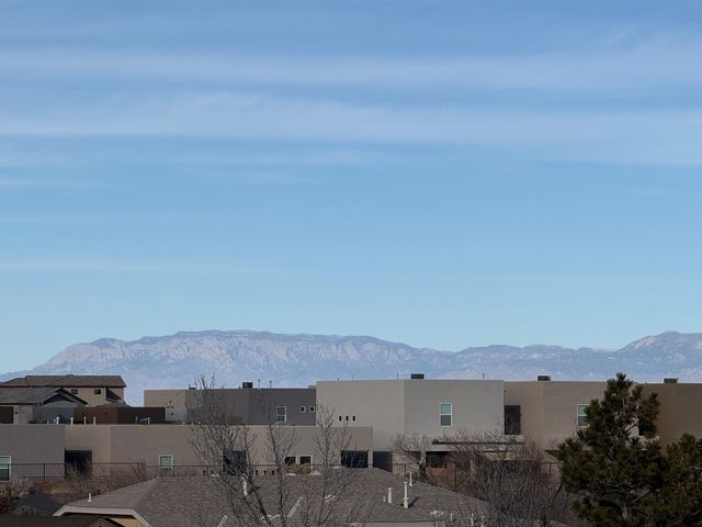 1436 Terrazas Court, Los Lunas, NM 87031