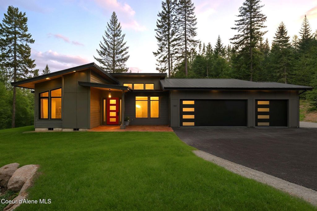 180 Ironstone Dr, Sandpoint, ID 83864