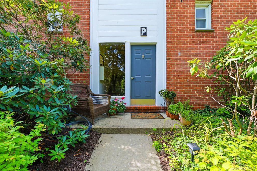 140 N Broadway P-4, Irvington, NY 10533 — photo 2
