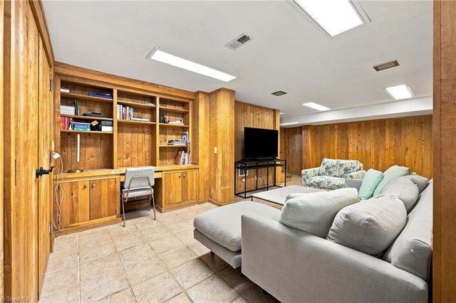 708 Florham Drive, High Point, NC 27262