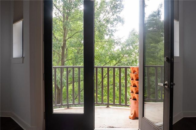 395 Central Park Place NE 230, Atlanta, GA 30312