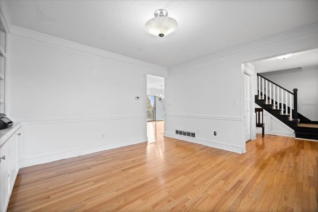 6913 Lewis Carroll Court, Johnston, IA 50131