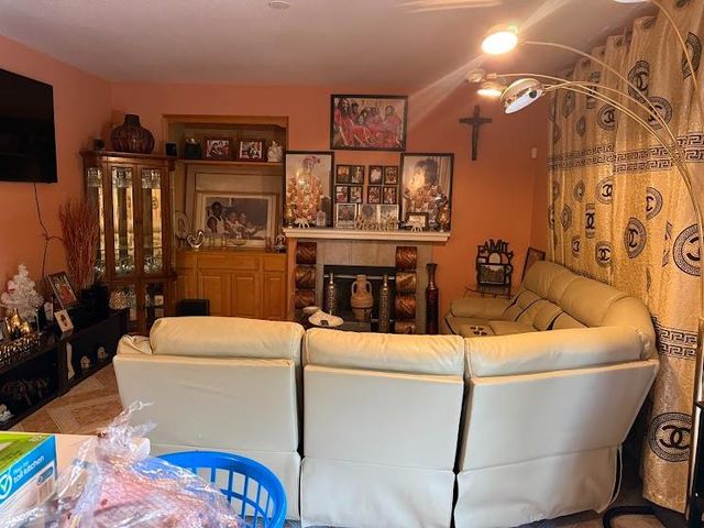 13410 Brookwood Way, Lathrop, CA 95330