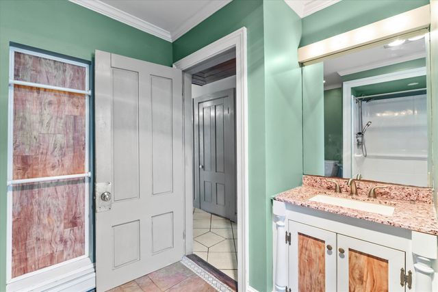 177 Winnicutt Road, Stratham, NH 03885