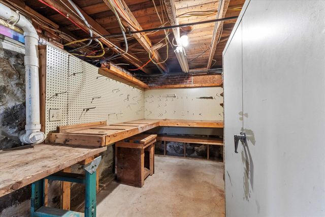 177 Winnicutt Road, Stratham, NH 03885