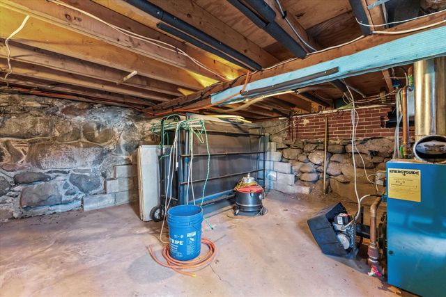 177 Winnicutt Road, Stratham, NH 03885