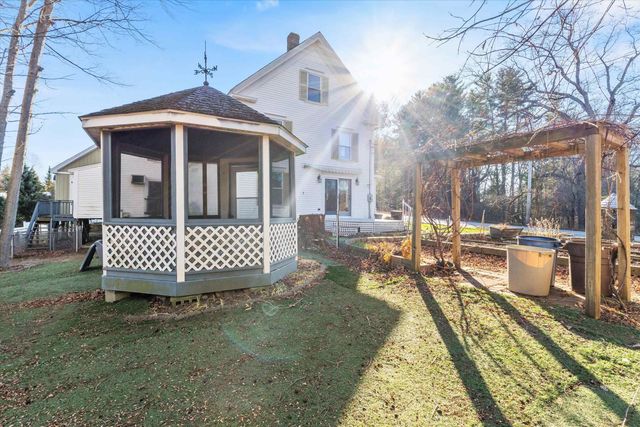 177 Winnicutt Road, Stratham, NH 03885