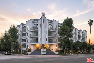 4401 Sepulveda Boulevard 202, Sherman Oaks, CA 91403