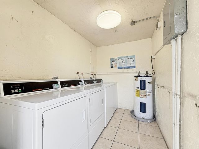 1428 SE 4th Avenue 246, Deerfield Beach, FL 33441