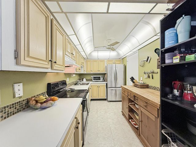 1428 SE 4th Avenue 246, Deerfield Beach, FL 33441