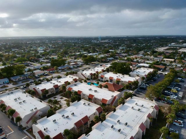 1428 SE 4th Avenue 246, Deerfield Beach, FL 33441