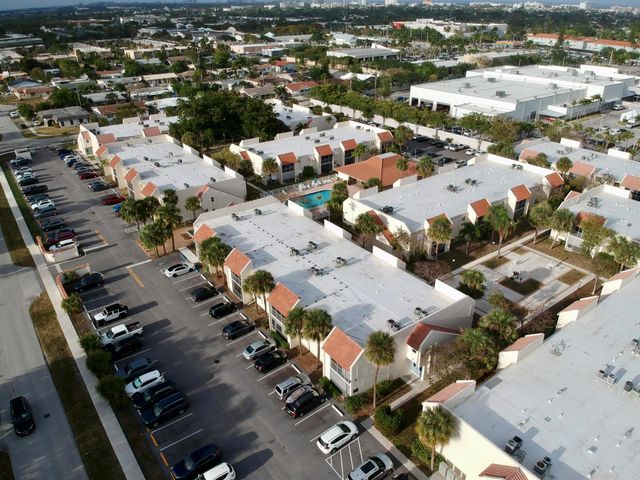 1428 SE 4th Avenue 246, Deerfield Beach, FL 33441