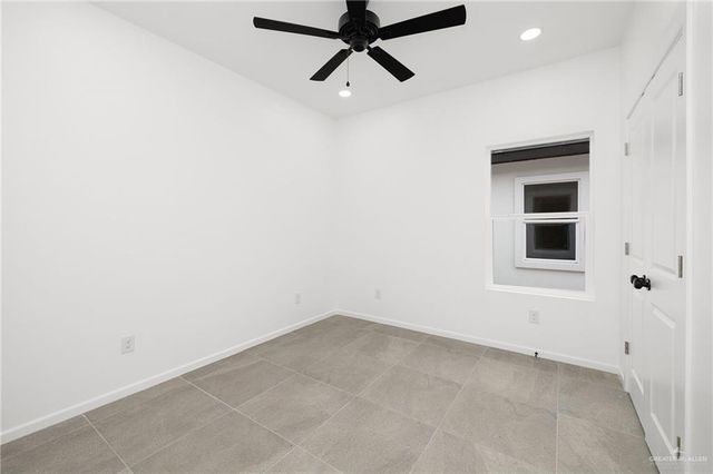 3108 Links Drive 2, Edinburg, TX 78542