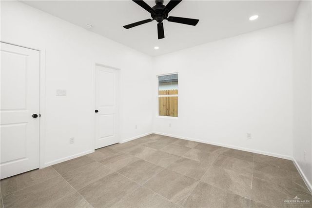 3108 Links Drive 2, Edinburg, TX 78542
