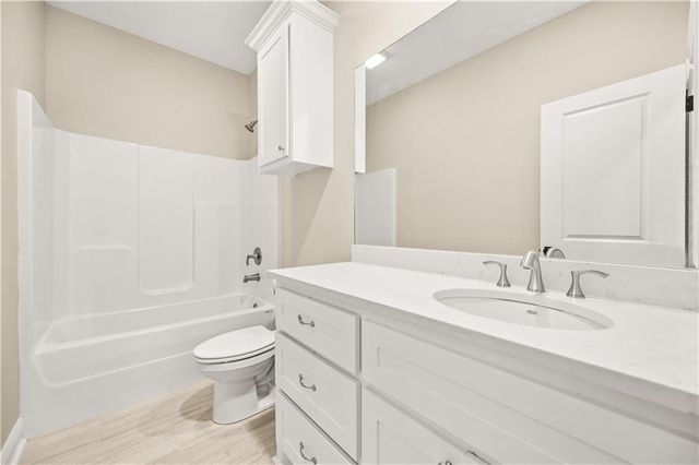 318 WALKER GRAVEL PIT Road, Dry Prong, LA 71423