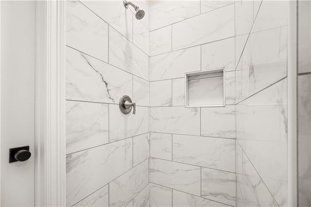 318 WALKER GRAVEL PIT Road, Dry Prong, LA 71423