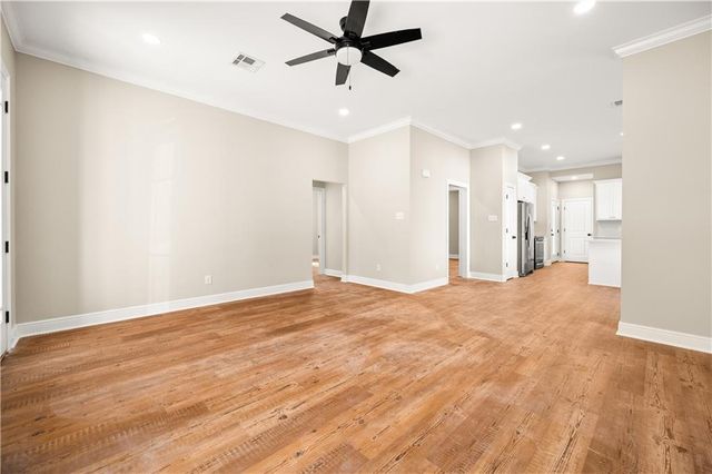 318 WALKER GRAVEL PIT Road, Dry Prong, LA 71423