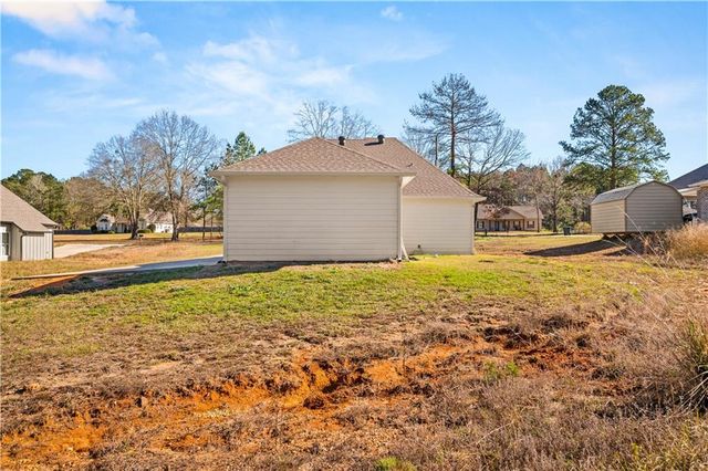 318 WALKER GRAVEL PIT Road, Dry Prong, LA 71423