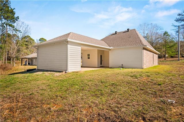 318 WALKER GRAVEL PIT Road, Dry Prong, LA 71423