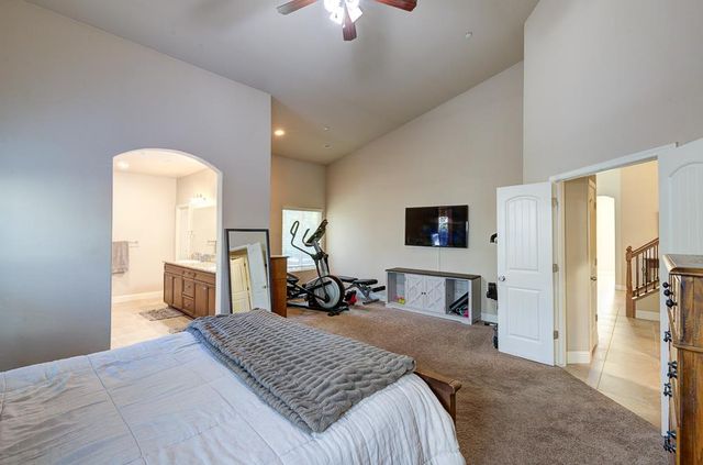 3118 Poe Avenue, Clovis, CA 93619