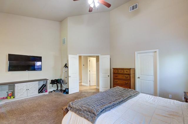 3118 Poe Avenue, Clovis, CA 93619
