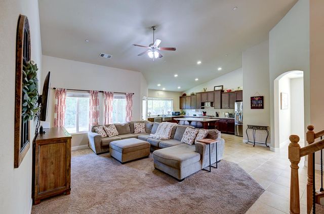 3118 Poe Avenue, Clovis, CA 93619