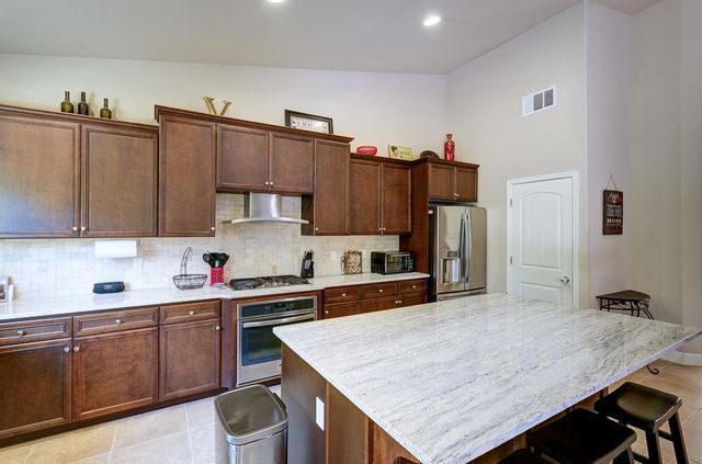 3118 Poe Avenue, Clovis, CA 93619