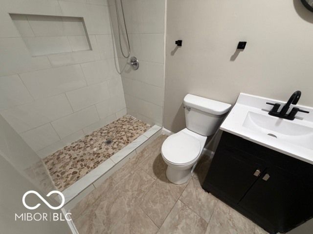 6402 E Meadowlark Drive, Indianapolis, IN 46226