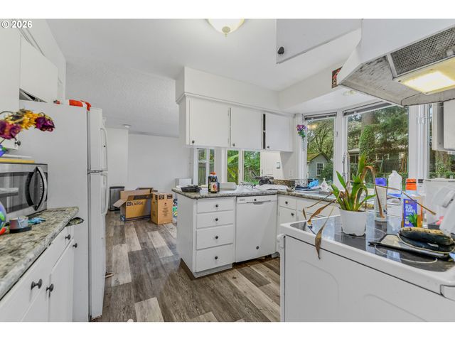 1025 Ne 176TH Ave, Portland, OR 97230