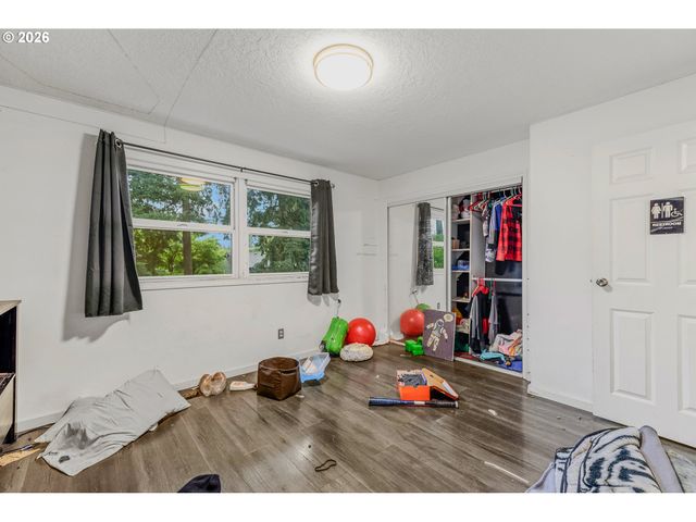 1025 Ne 176TH Ave, Portland, OR 97230