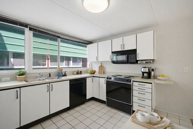 840 Michigan Avenue 10, Evanston, IL 60202