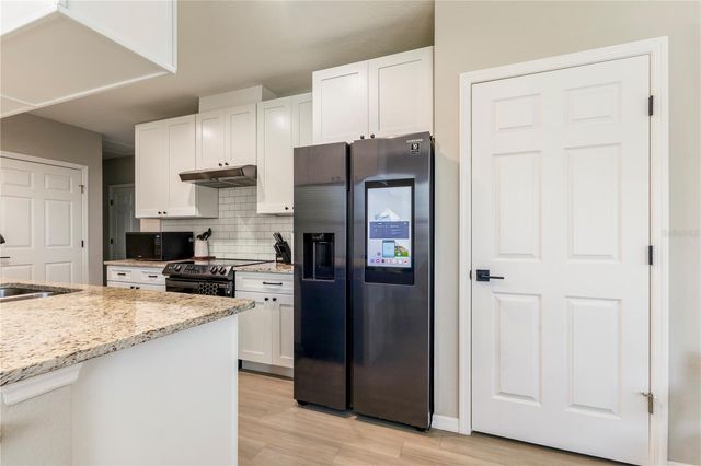 305 W 9TH STREET, Lakeland, FL 33805