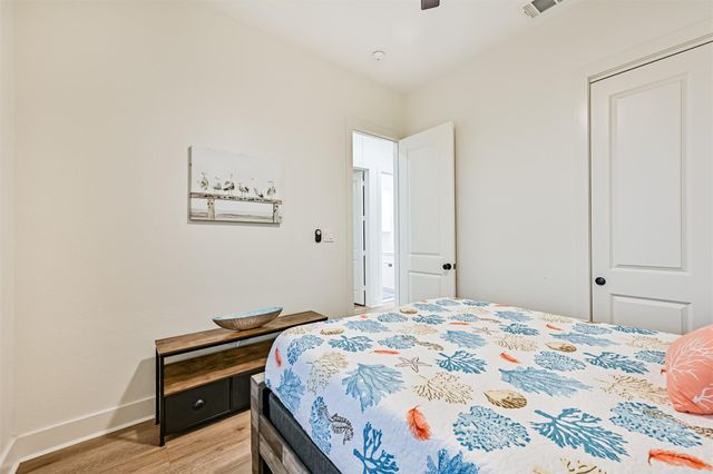 2515 103rd Street, Galveston, TX 77554