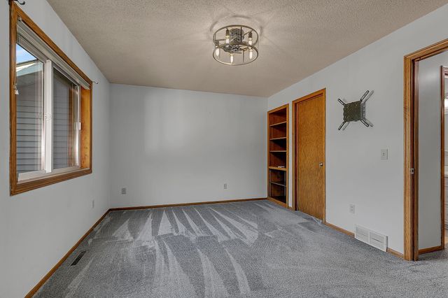 19279 181st Avenue NW, Big Lake, MN 55309