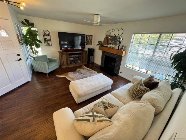 3533 Voyager, San Diego, CA 92130