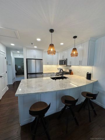 3533 Voyager, San Diego, CA 92130