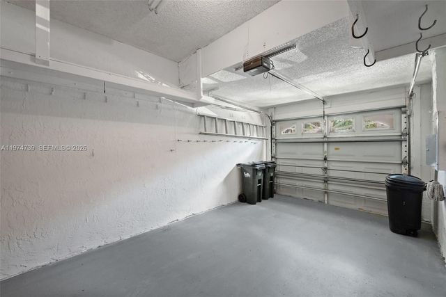 21190 Mainsail Cir 17A, Aventura, FL 33180