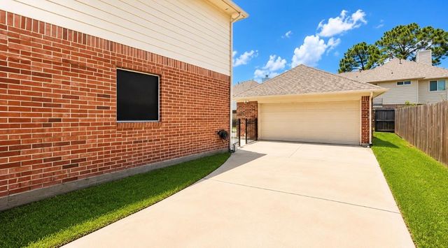 5727 Malcomboro Drive, Houston, TX 77041