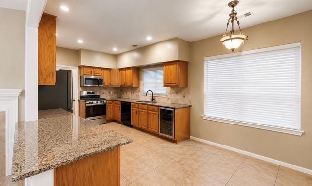 5727 Malcomboro Drive, Houston, TX 77041