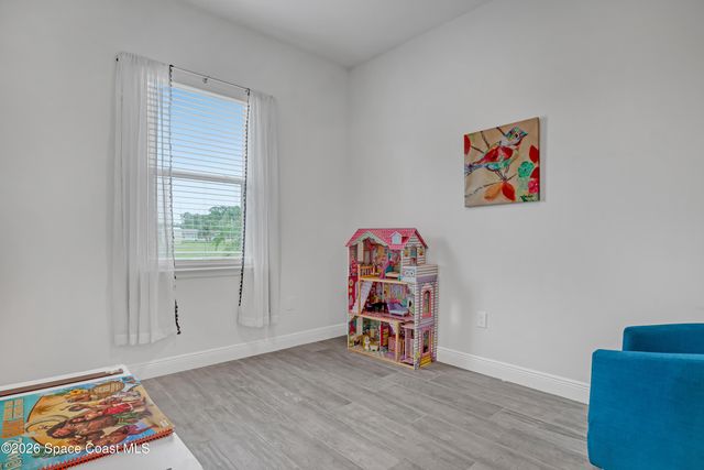 910 Windmill Street SE, Palm Bay, FL 32909
