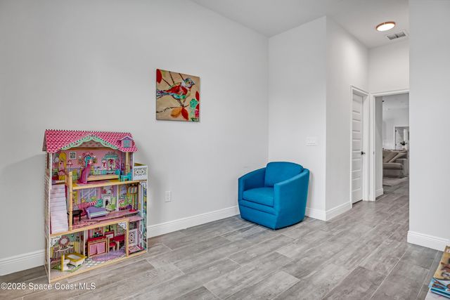 910 Windmill Street SE, Palm Bay, FL 32909