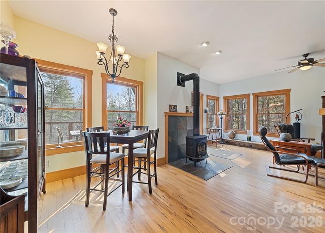 553 River Bend Drive, Mars Hill, NC 28754