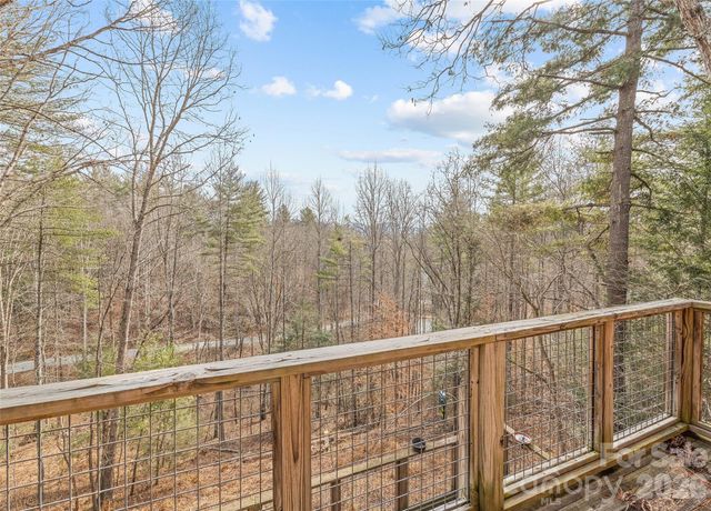 553 River Bend Drive, Mars Hill, NC 28754