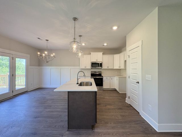 228 Hudson Dr, Gallatin, TN 37066
