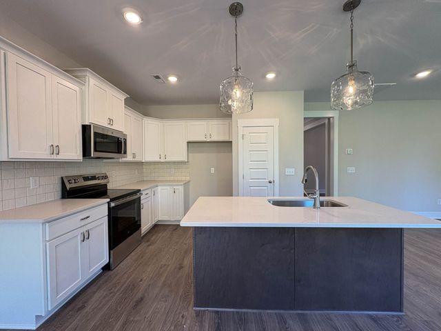 228 Hudson Dr, Gallatin, TN 37066