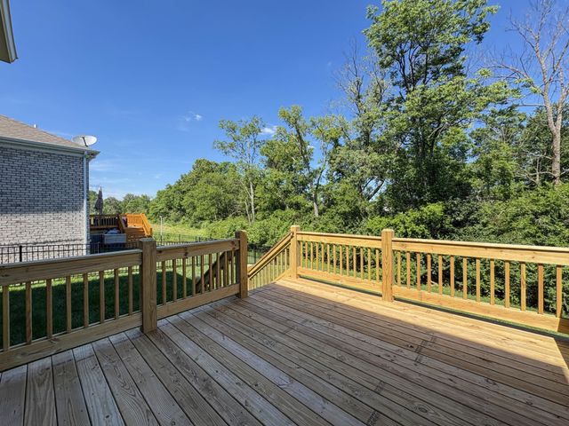 228 Hudson Dr, Gallatin, TN 37066