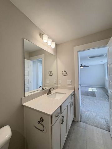 228 Hudson Dr, Gallatin, TN 37066