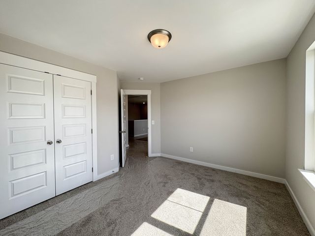 228 Hudson Dr, Gallatin, TN 37066