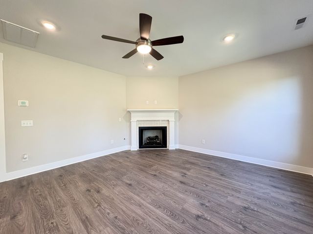 228 Hudson Dr, Gallatin, TN 37066